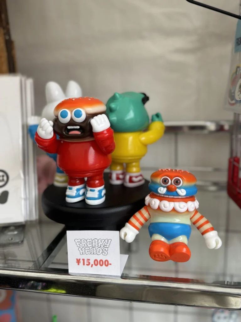 KINGSTOYが教えてくれたソフビの魅力 | グーチョキ・タイムス
