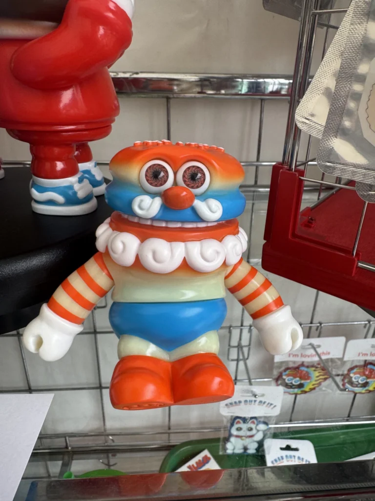 Kingstoy BURGERMAN バーガーマン　ソフビ KINGSTOYが教えてくれたソフビの魅力 | グーチョキ・タイムス